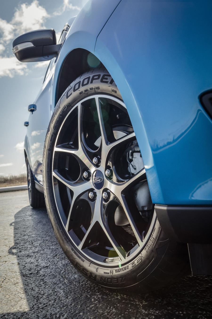  Ford Focus Sedan 2014 года  (фото 32 из 36)